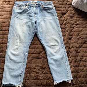 Levi’s Wedgie Straight Leg Ankle Mom Jeans